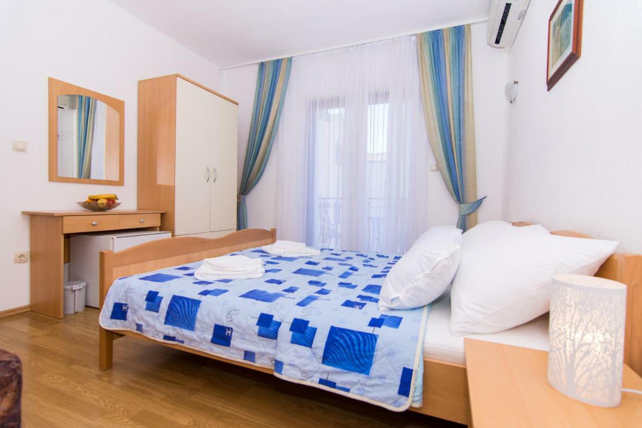 Apartments Jozic เซเกต วรันยีชา ภายนอก รูปภาพ