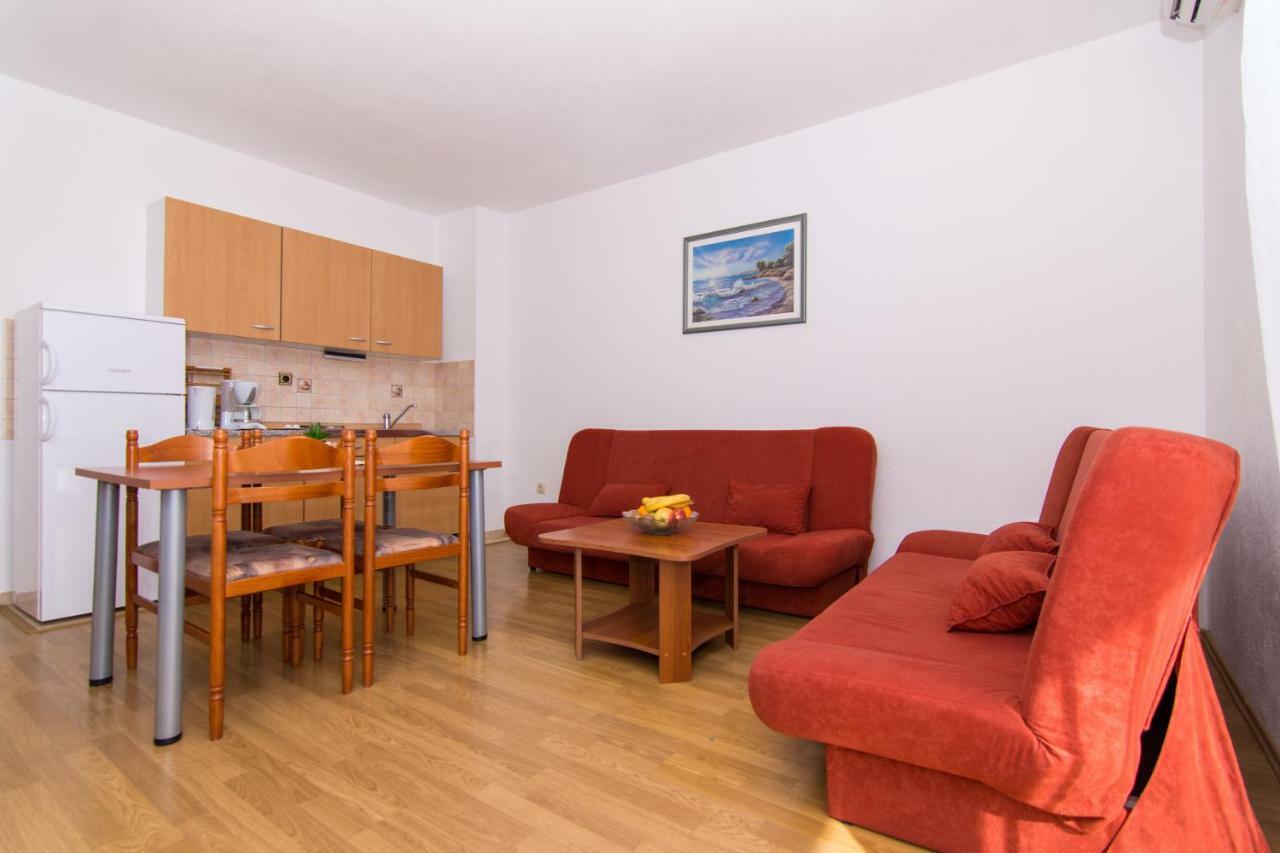 Apartments Jozic เซเกต วรันยีชา ภายนอก รูปภาพ