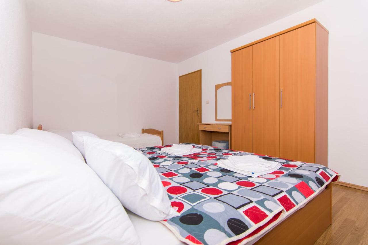 Apartments Jozic เซเกต วรันยีชา ภายนอก รูปภาพ