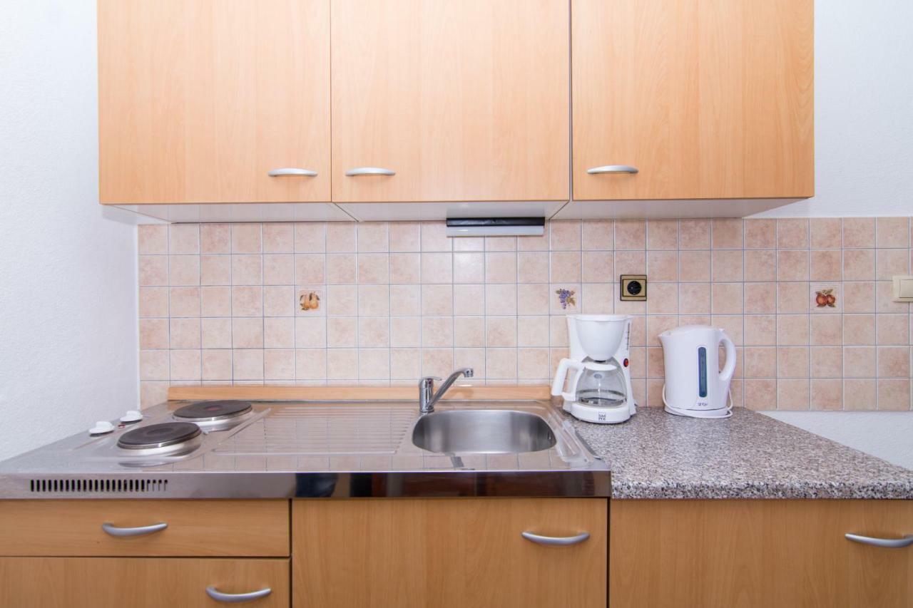 Apartments Jozic เซเกต วรันยีชา ภายนอก รูปภาพ
